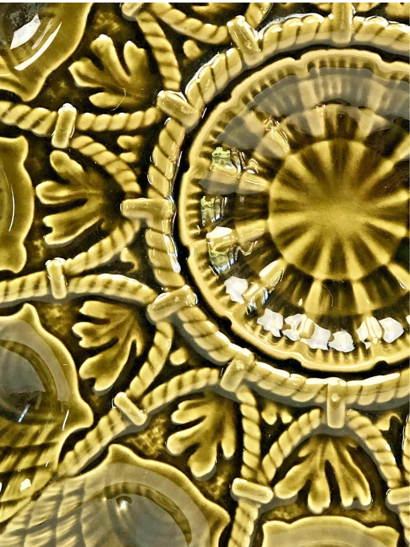 Antique oyster plate barbotine Sarreguemines