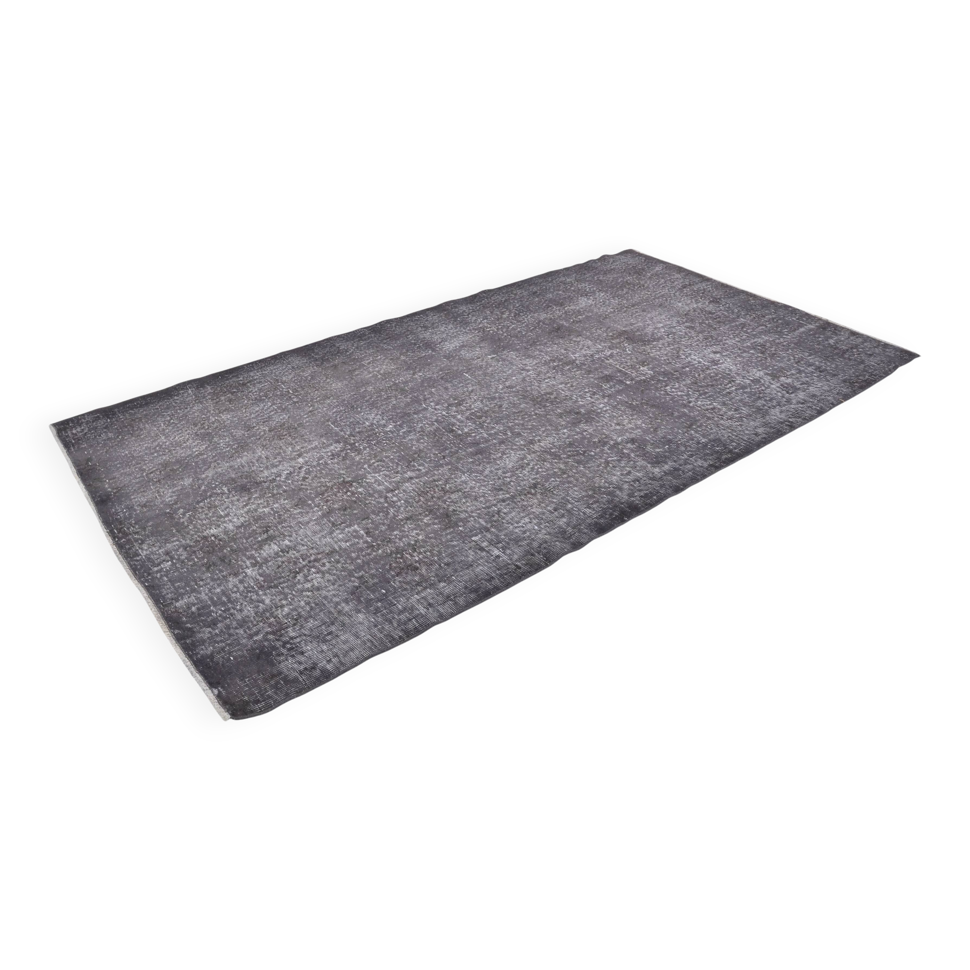 Tapis en laine grise