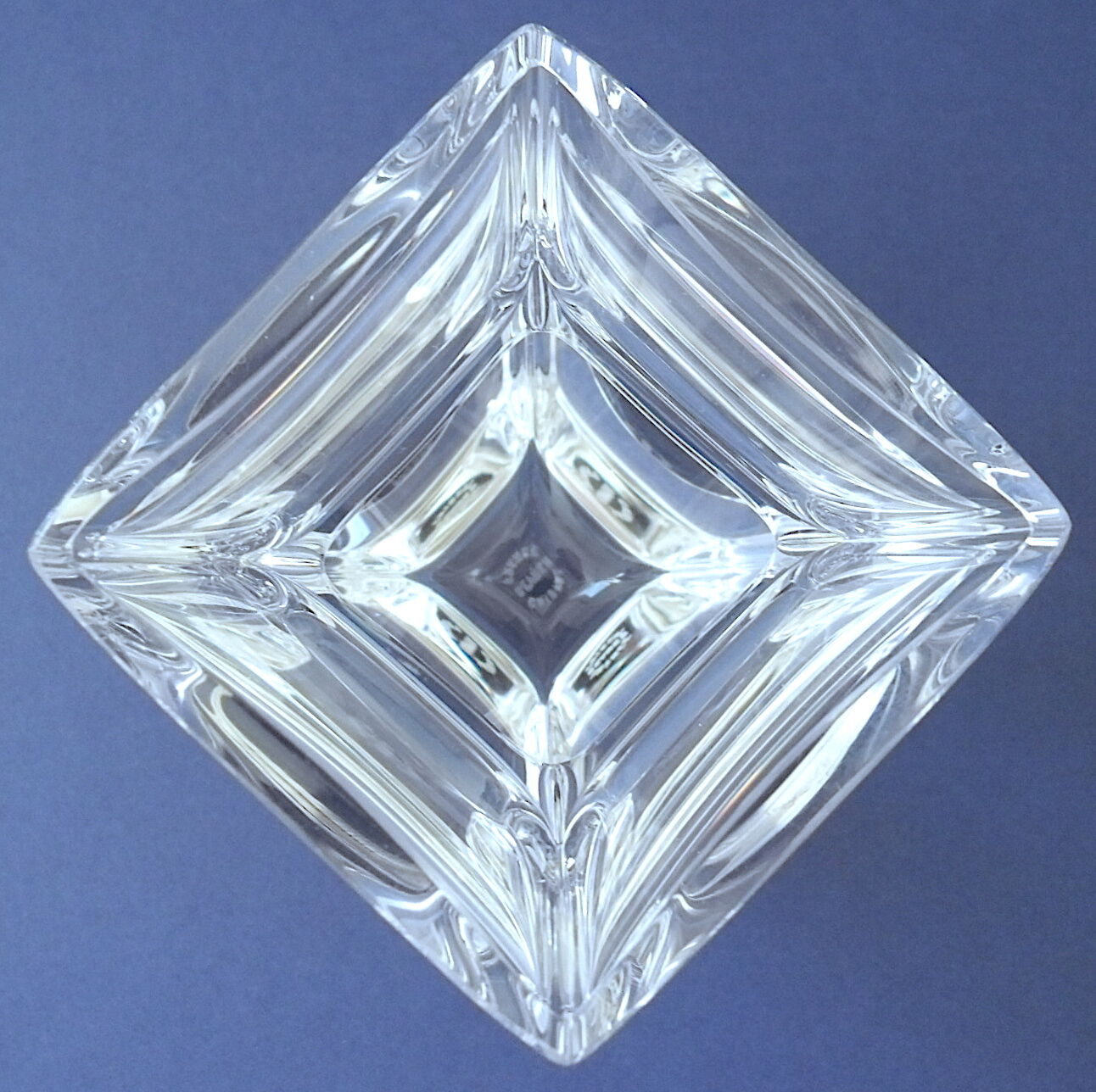 Small vase of square section in colorless crystal