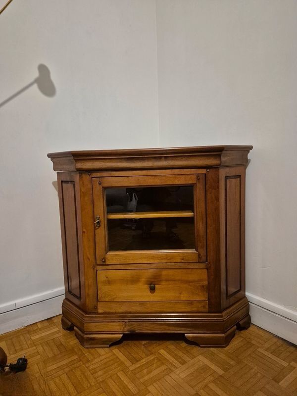 Meuble télé en bois, avec plateau tournant
