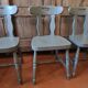 Série de 4 chaises bistrot anciennes en chêne GRISE