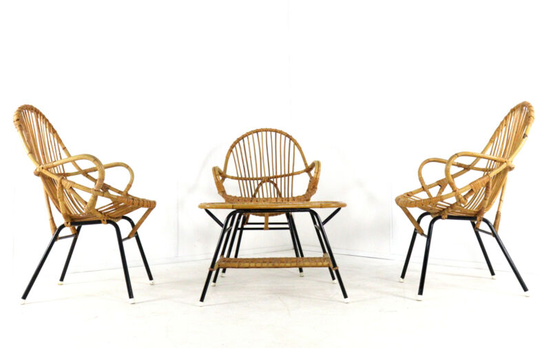 Set of 3 rattan chairs + coffee table - mid century dutch design
