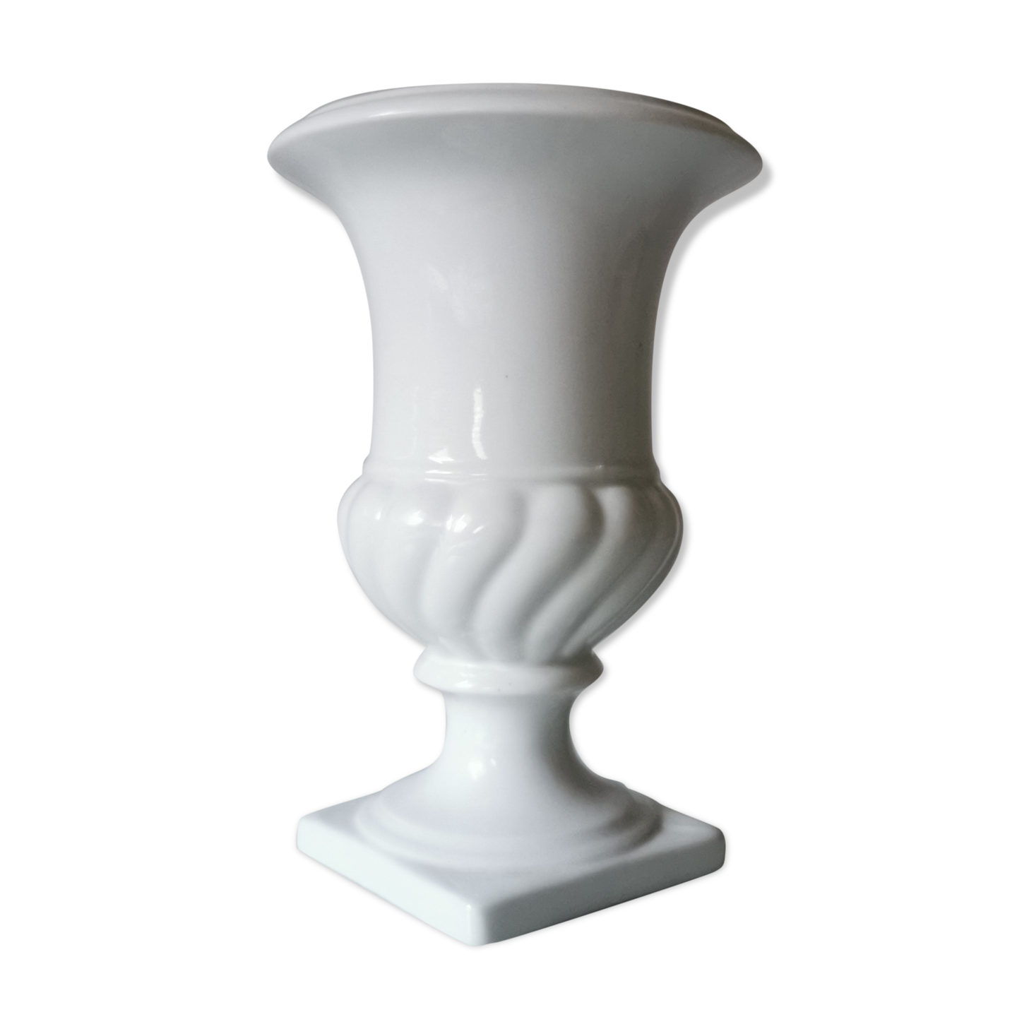 Medici porcelain vase