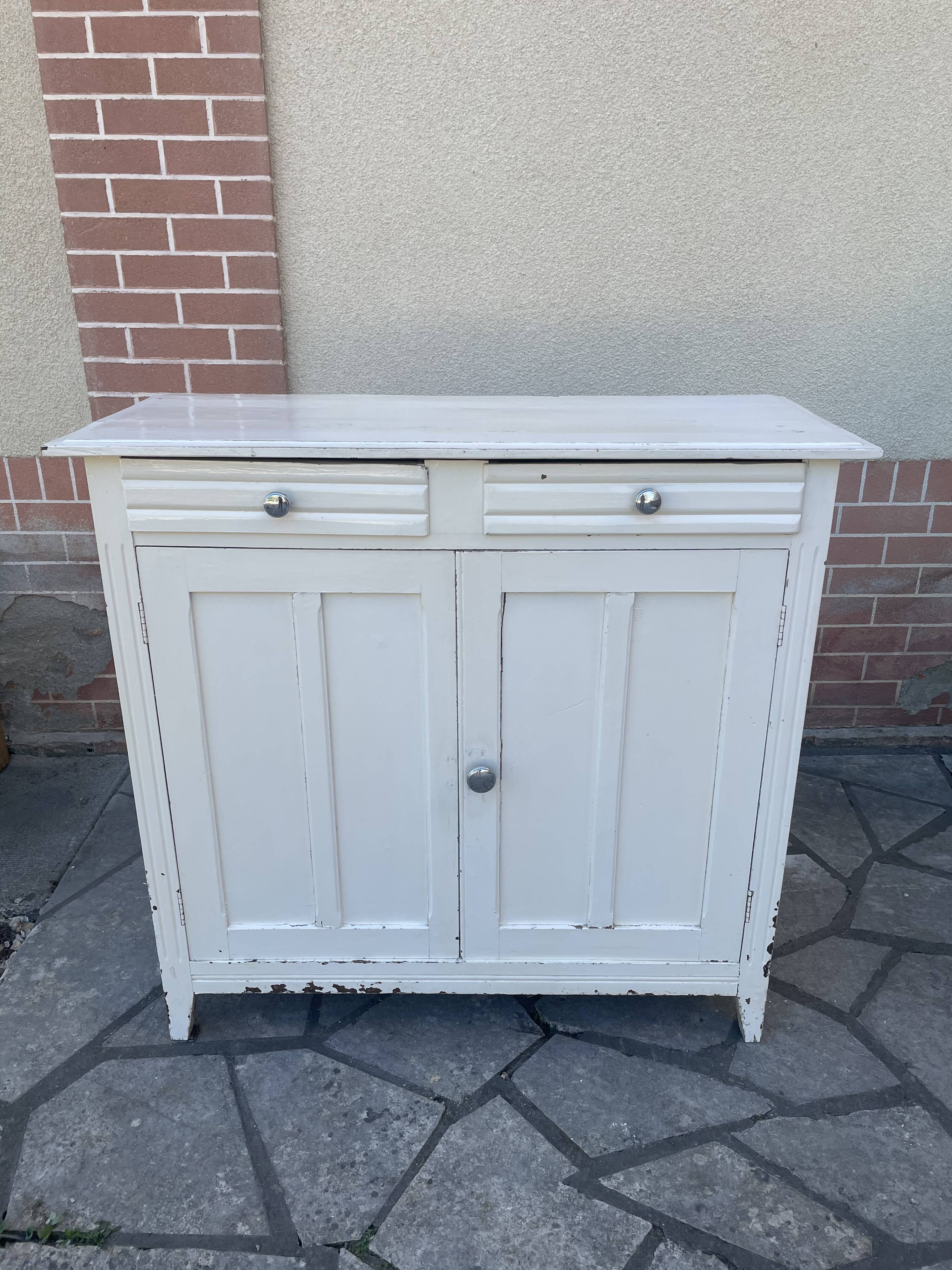 Vintage parisian buffet 1900