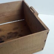 Caisse bois laiterie Charentes