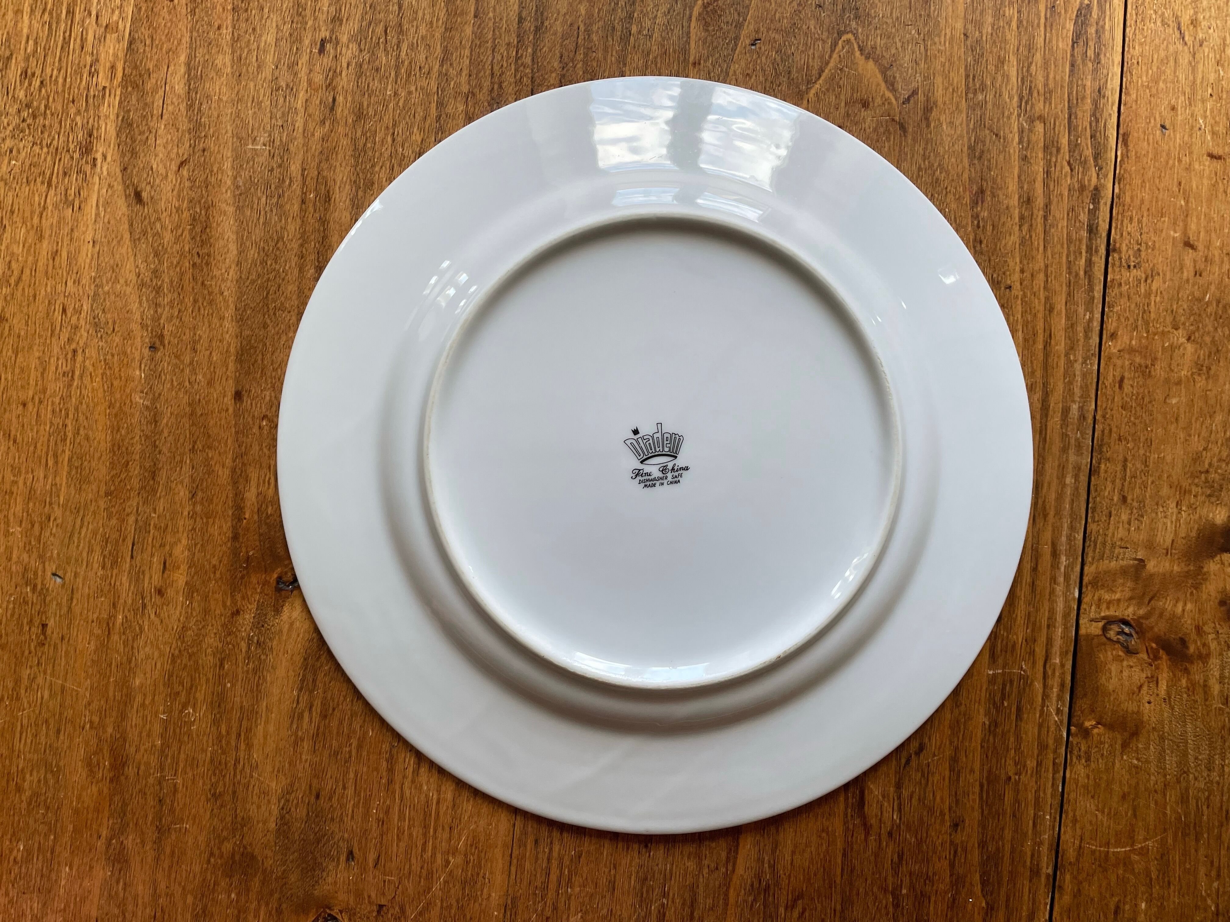 Set of 5 floral plates in vibrant colours, 1980s, vintage