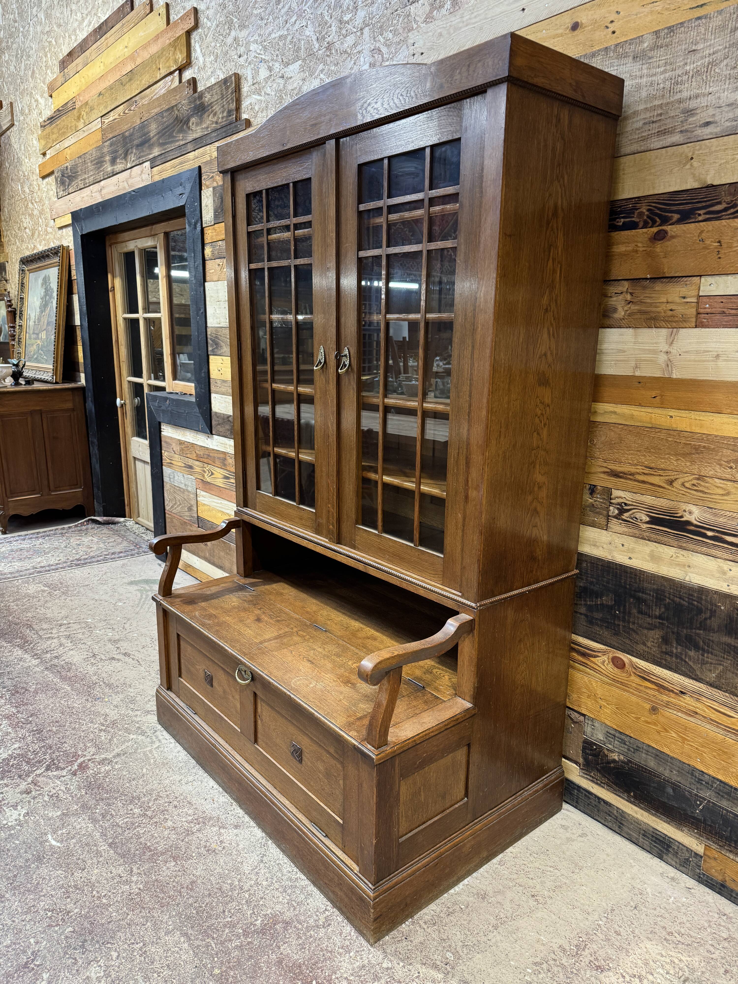 Entrance hall wardrobe in solid oak - 1930s
