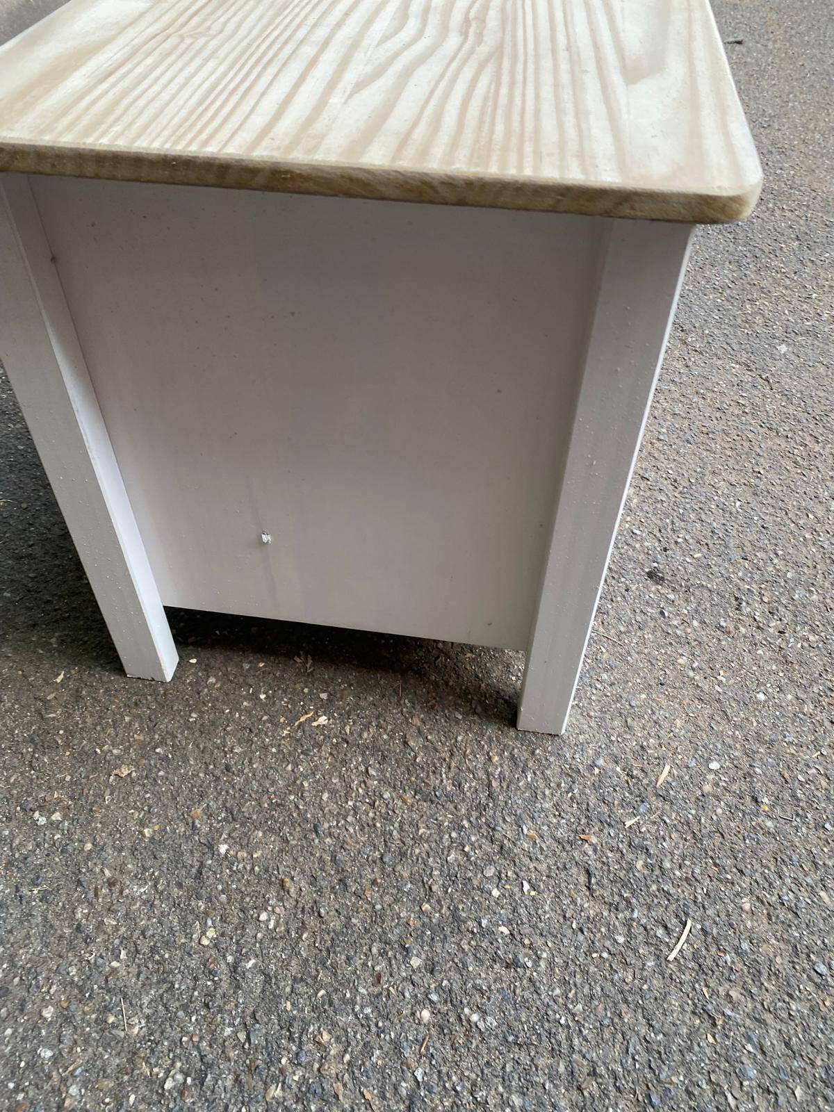 Scandinavian chic country TV unit in solid white and natural wood 160cm
