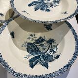 Set of 4 hollow plates, decoration insects and fruits, Manufacture Choisy le Roi Tere de Fer