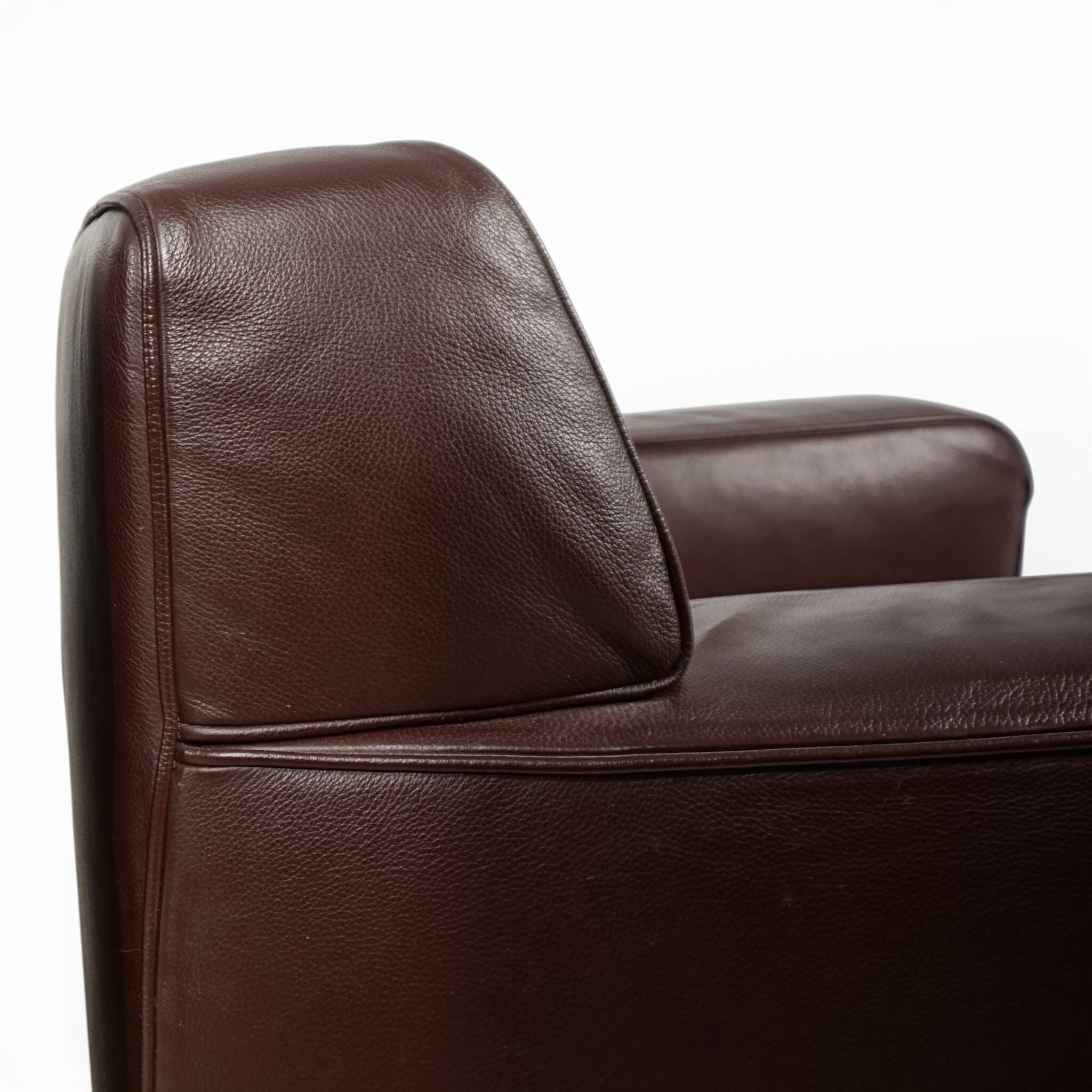 B&B Italia Maxalto Apta Imprimatur leather armchair by Antonio Citterio
