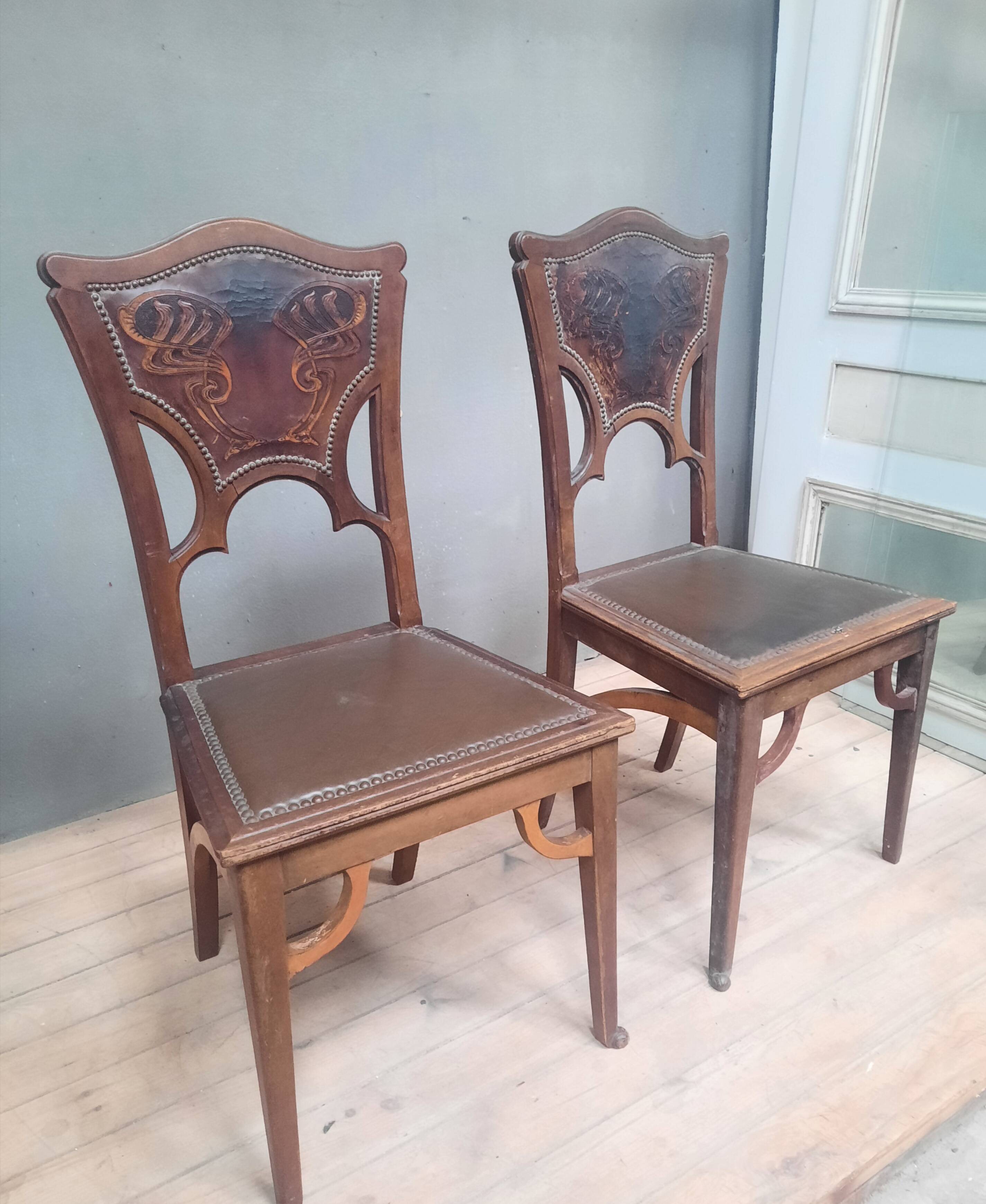 Paire  de chaise Art Nouveau
