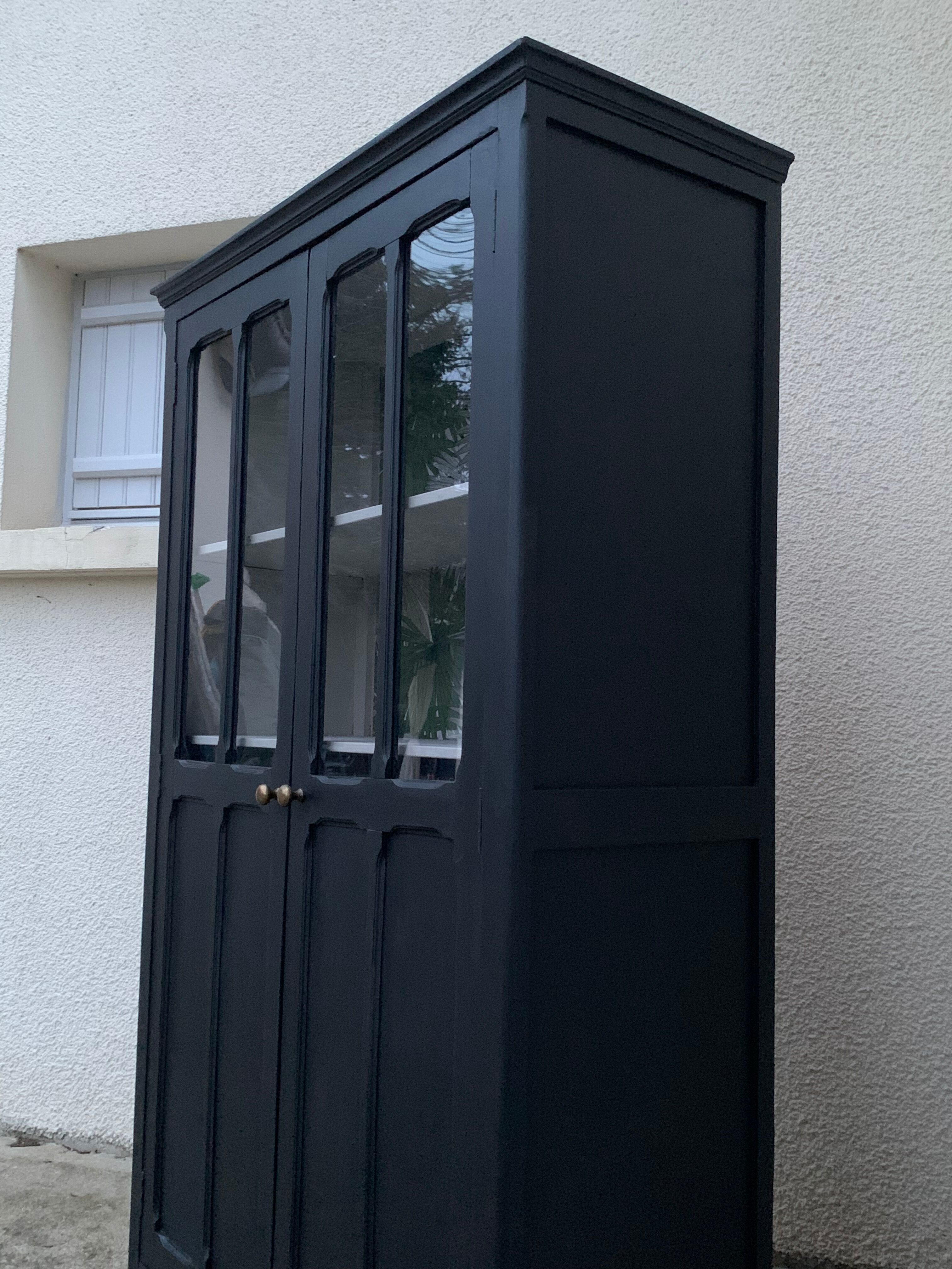Parisian glazed wardrobe 1940