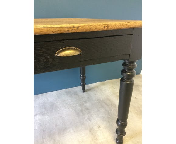 Farm table with drawers