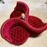 Indiscreet in red velvet and gilded wood from the Napoleon III period