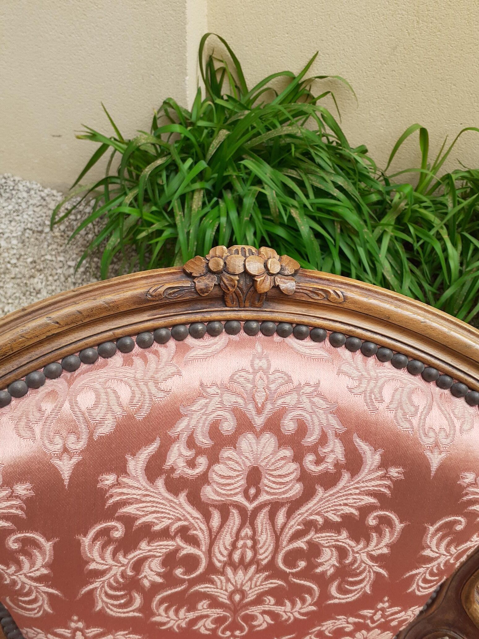 Paire de fauteuils cabriolet de style Louis XV