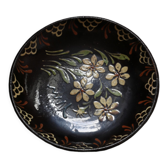 Cup, Antique decorative dish in glazed terracotta