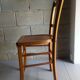 Chaise de bistot en bois blond des année 50.