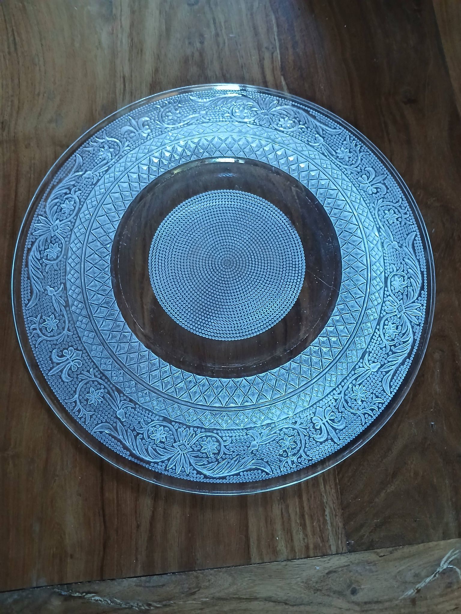15 assiettes plates vintages années 70/80