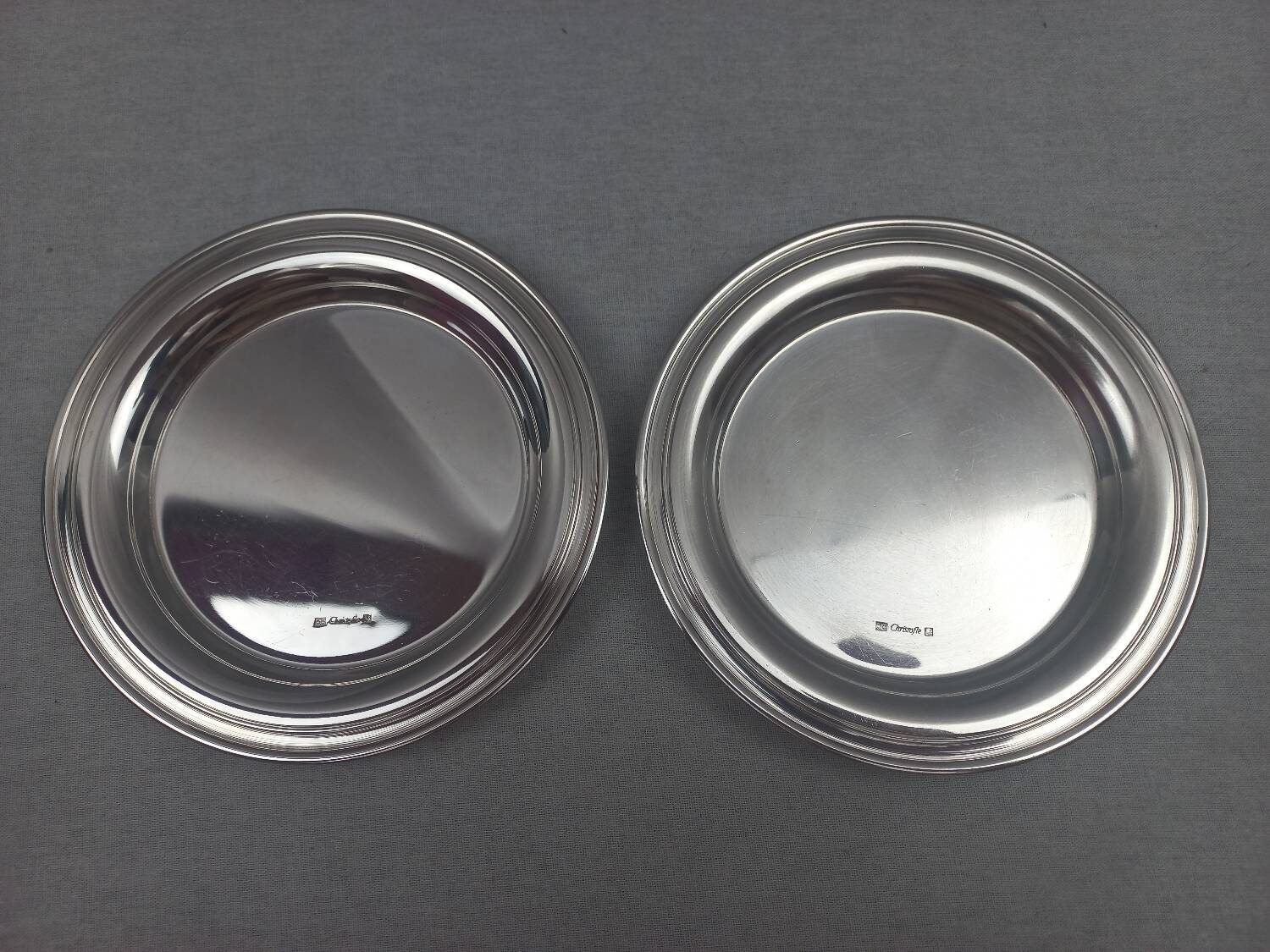 CHRISTOFLE ALBI MODEL - 2 BOTTLE COAT CARAFE BREAD PLATE SILVER METAL TBE