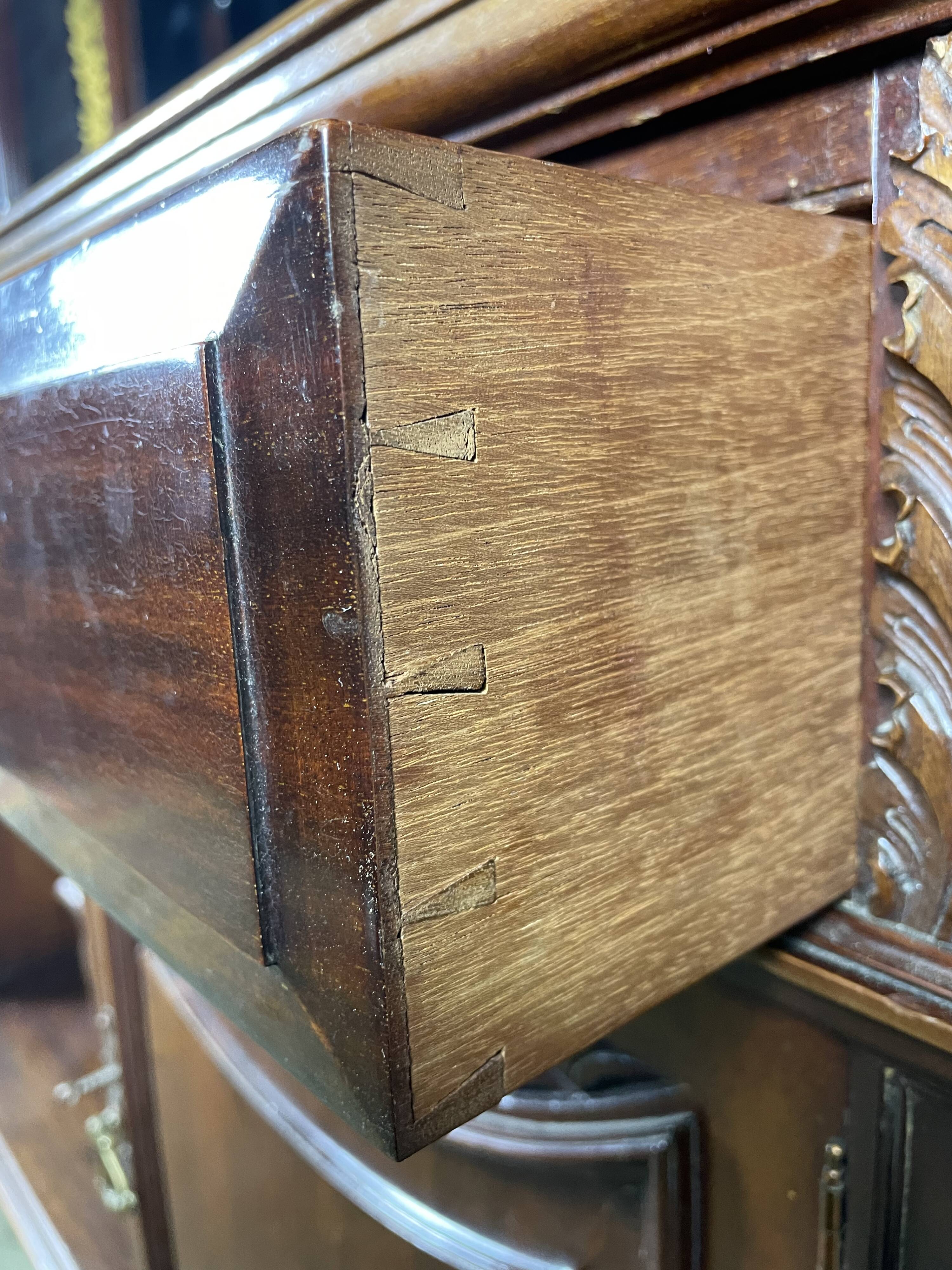 English buffet in solid mahogany hobbs&compagnie london