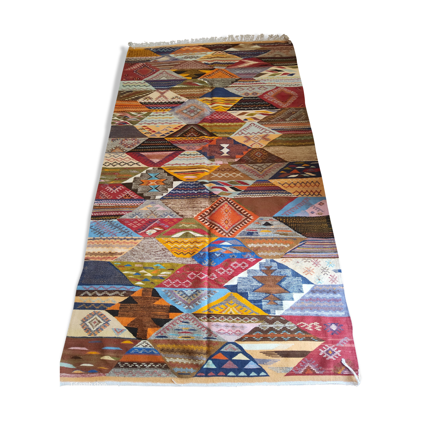 Berber kilim carpet of Taznakht