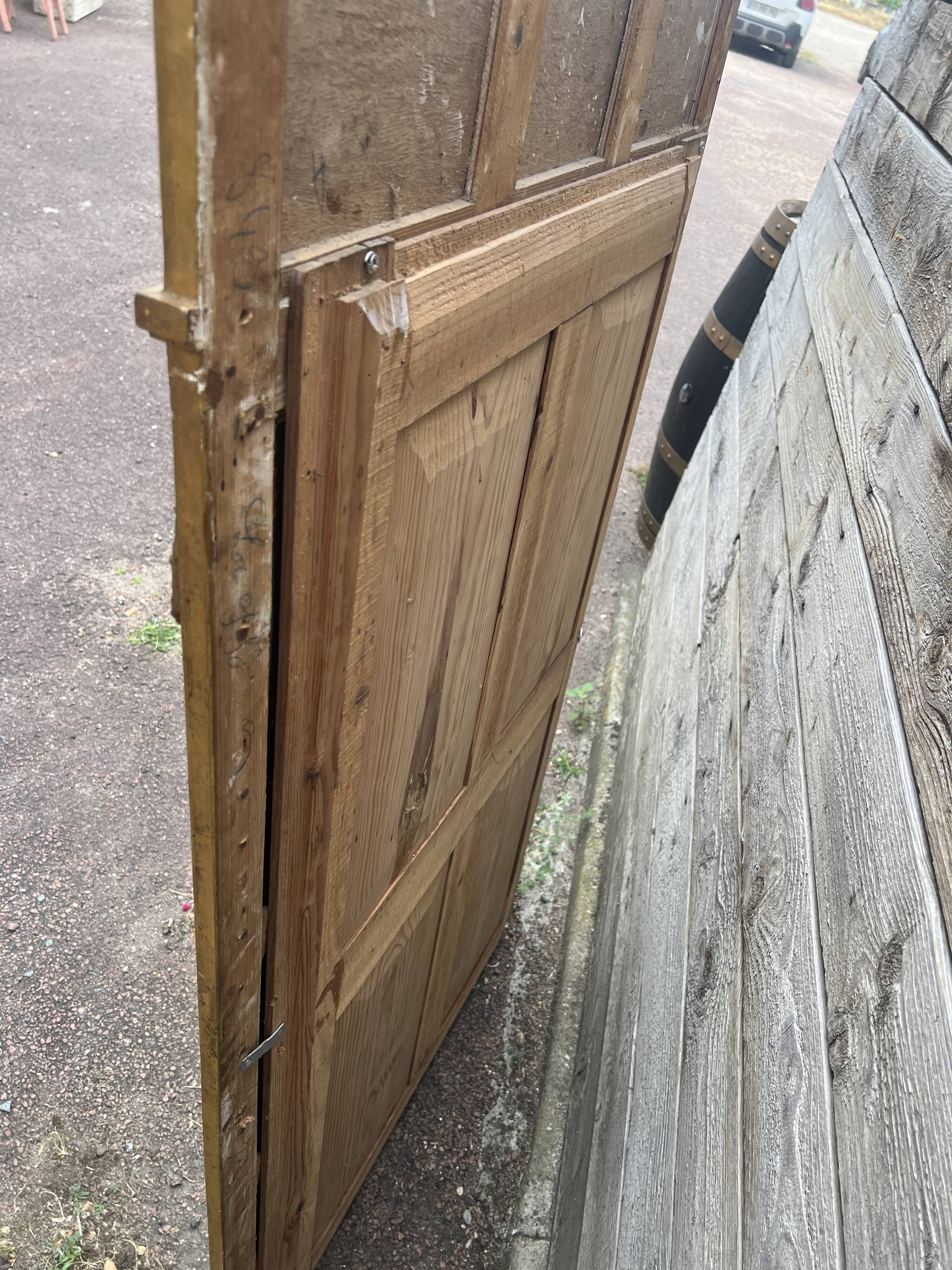Rectangular gilt mirror, Louis XVI style