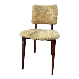 Vintage moumoute chair