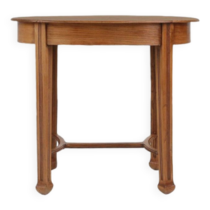 table d'appoint intemporelle - art