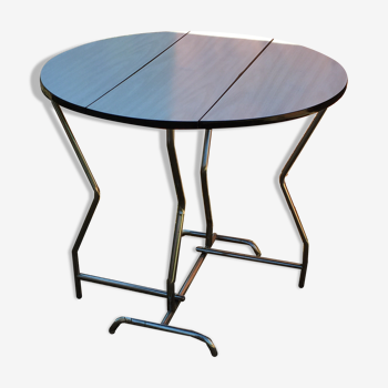 Table in folding Formica