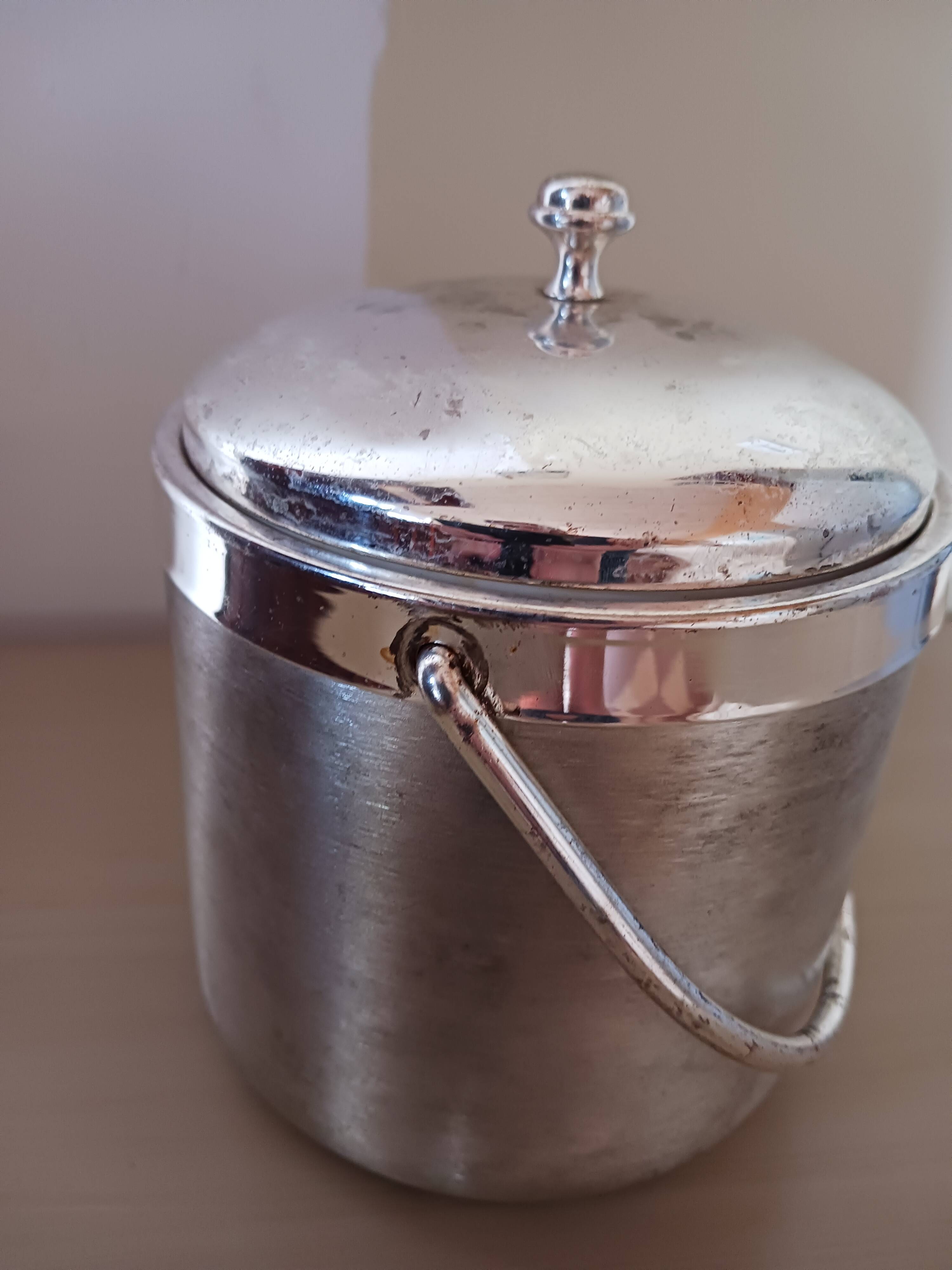 Seau à glace en métal, années 70 .
