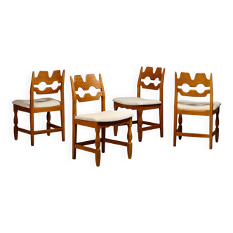 Henning Kjærnulf Set of 4 Razorblade Dining Chairs in Off-White Bouclé and Oak