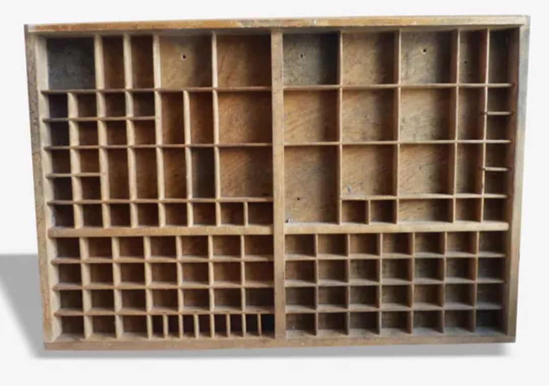 Printing locker and wooden chess pieces