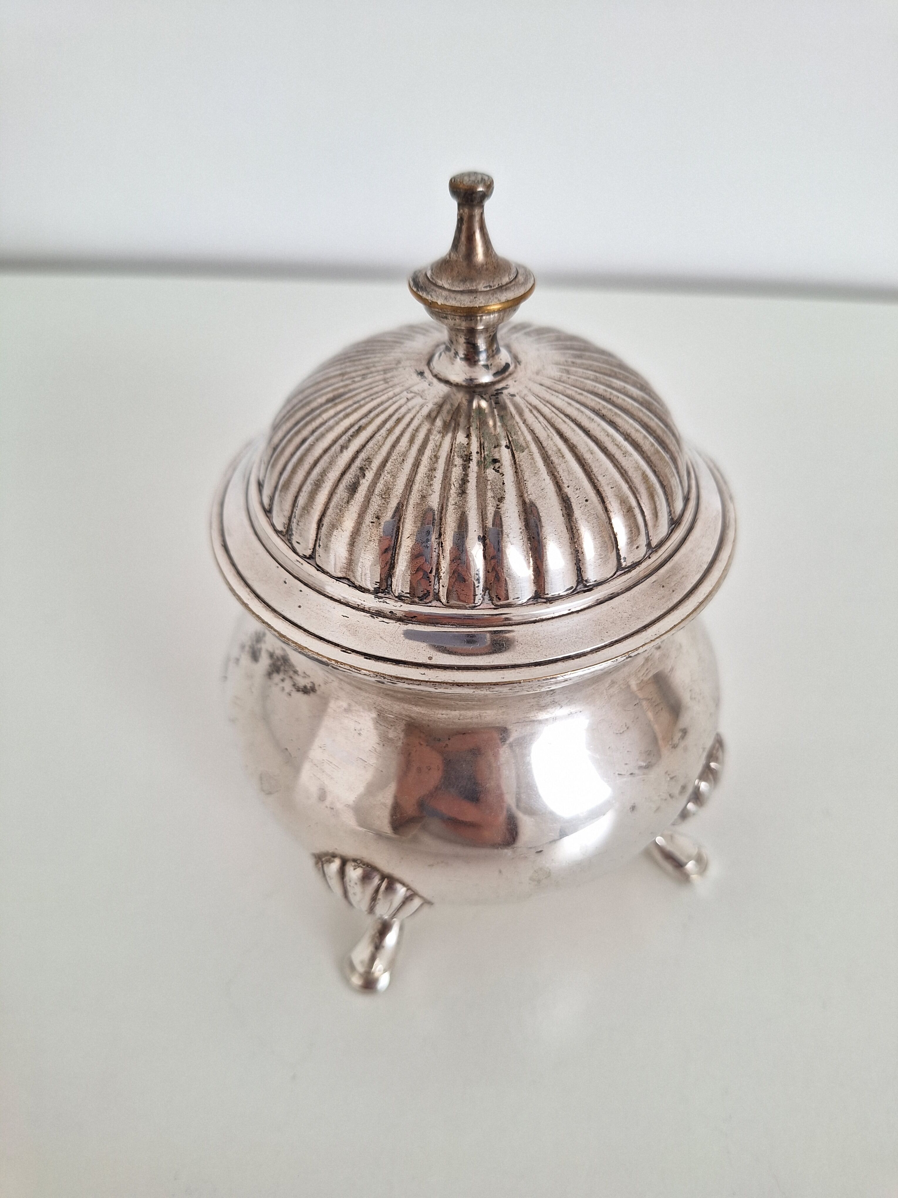 Vintage sugar box