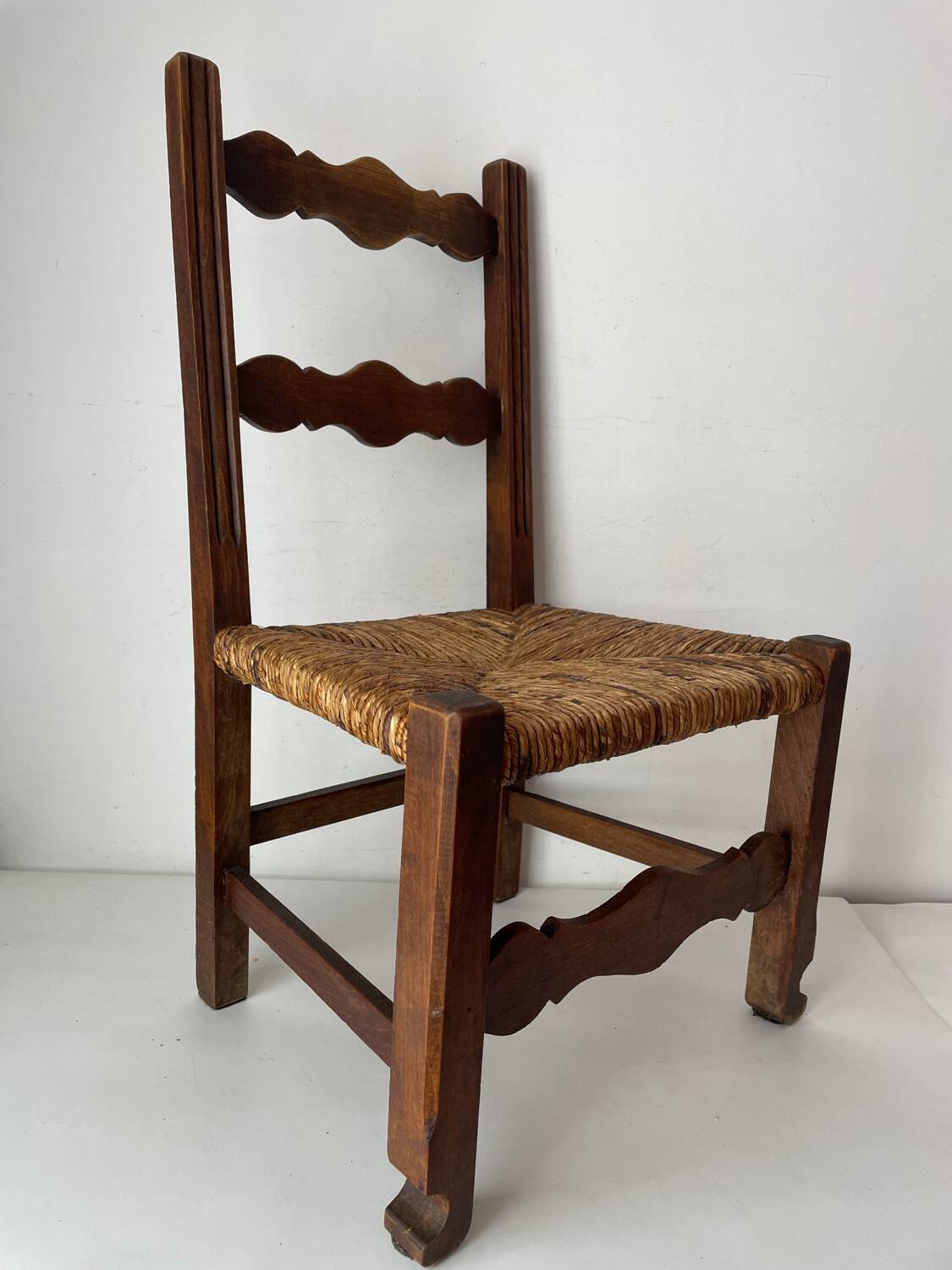 Wood and straw children's chair