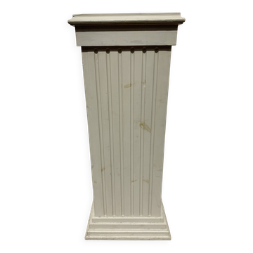 Square presentation column in patinated beech, 20th century