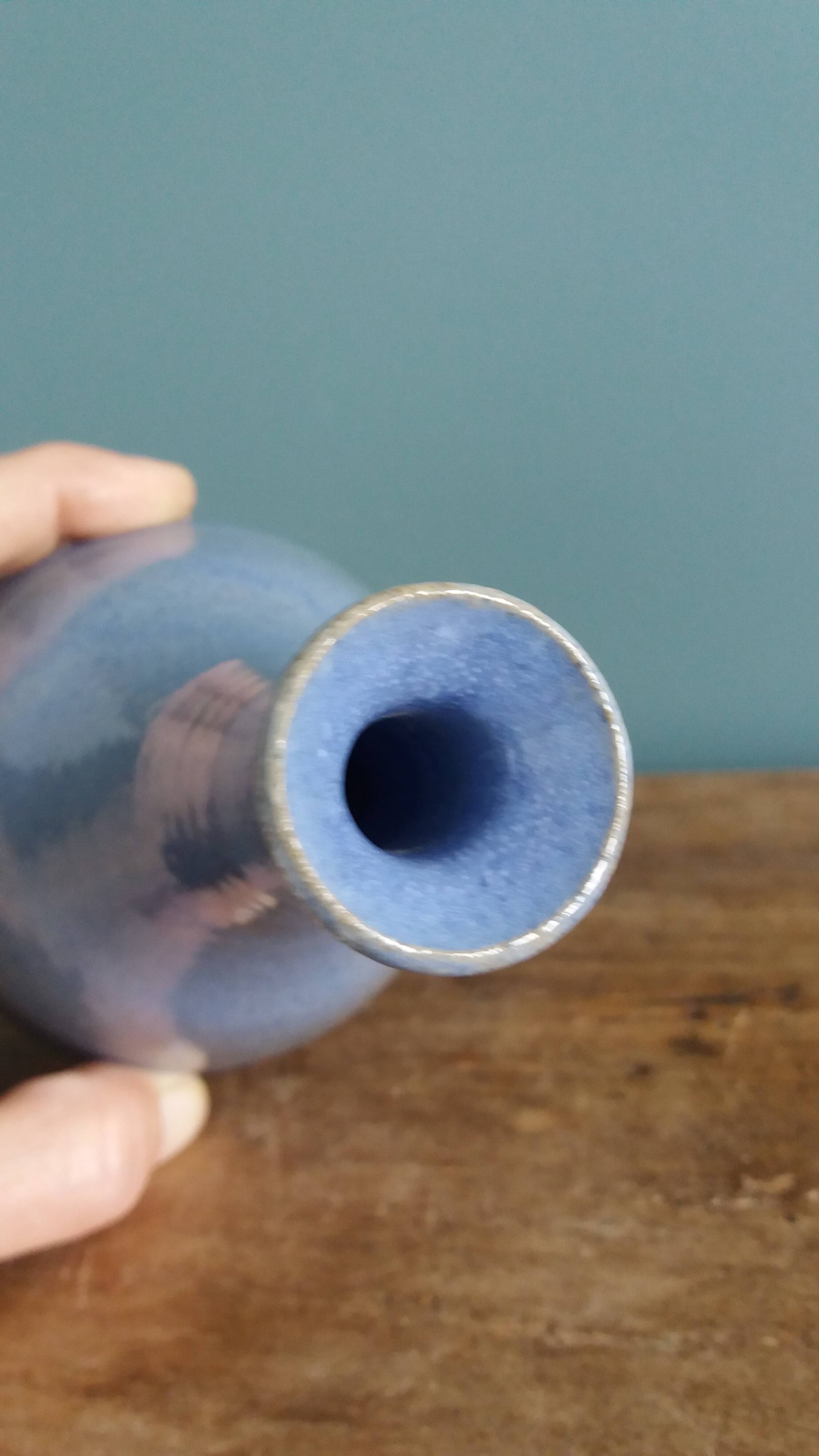 Vase bouteille signé en grès émaillée, céramique artisanale