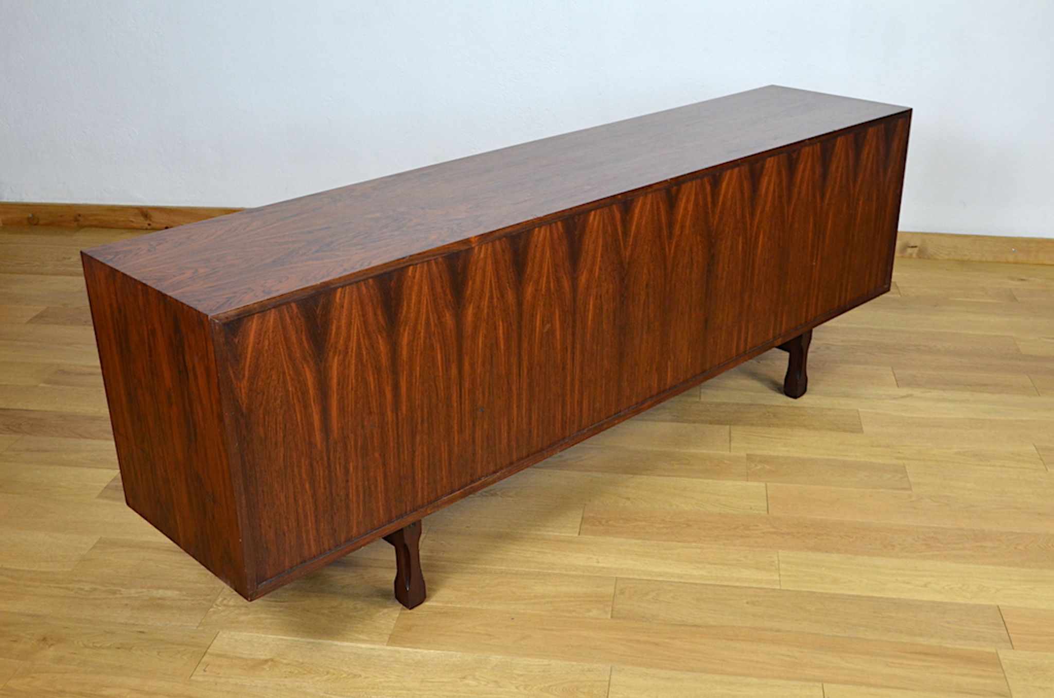 Enfilade by Titina Ammannati & Giampiero Vitelli 1960 Italy