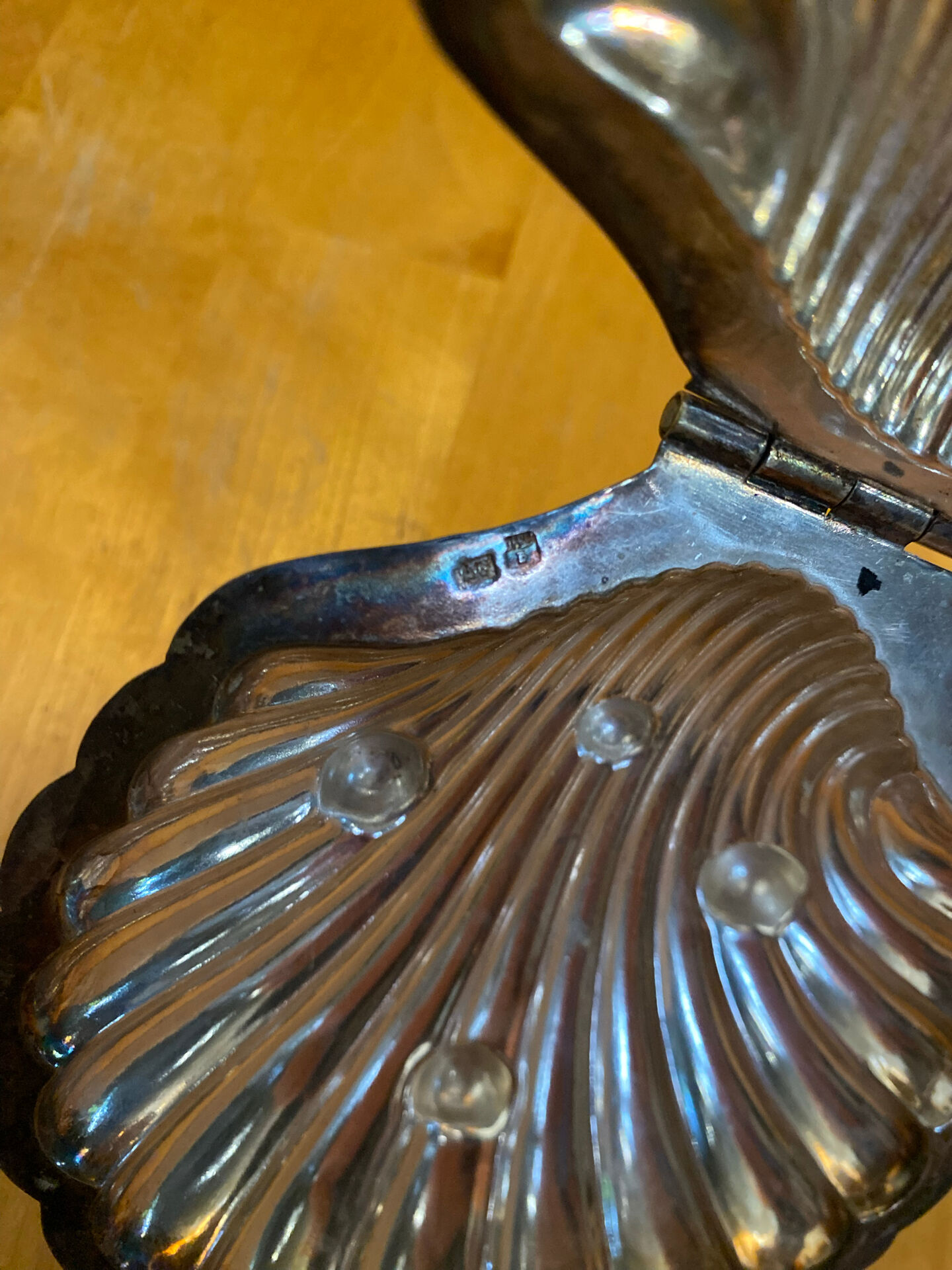 Vintage Silver-Plated Scallop Shell Butter Dish #E160