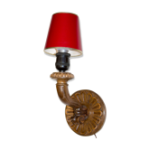 Vieille applique en bois sculpté