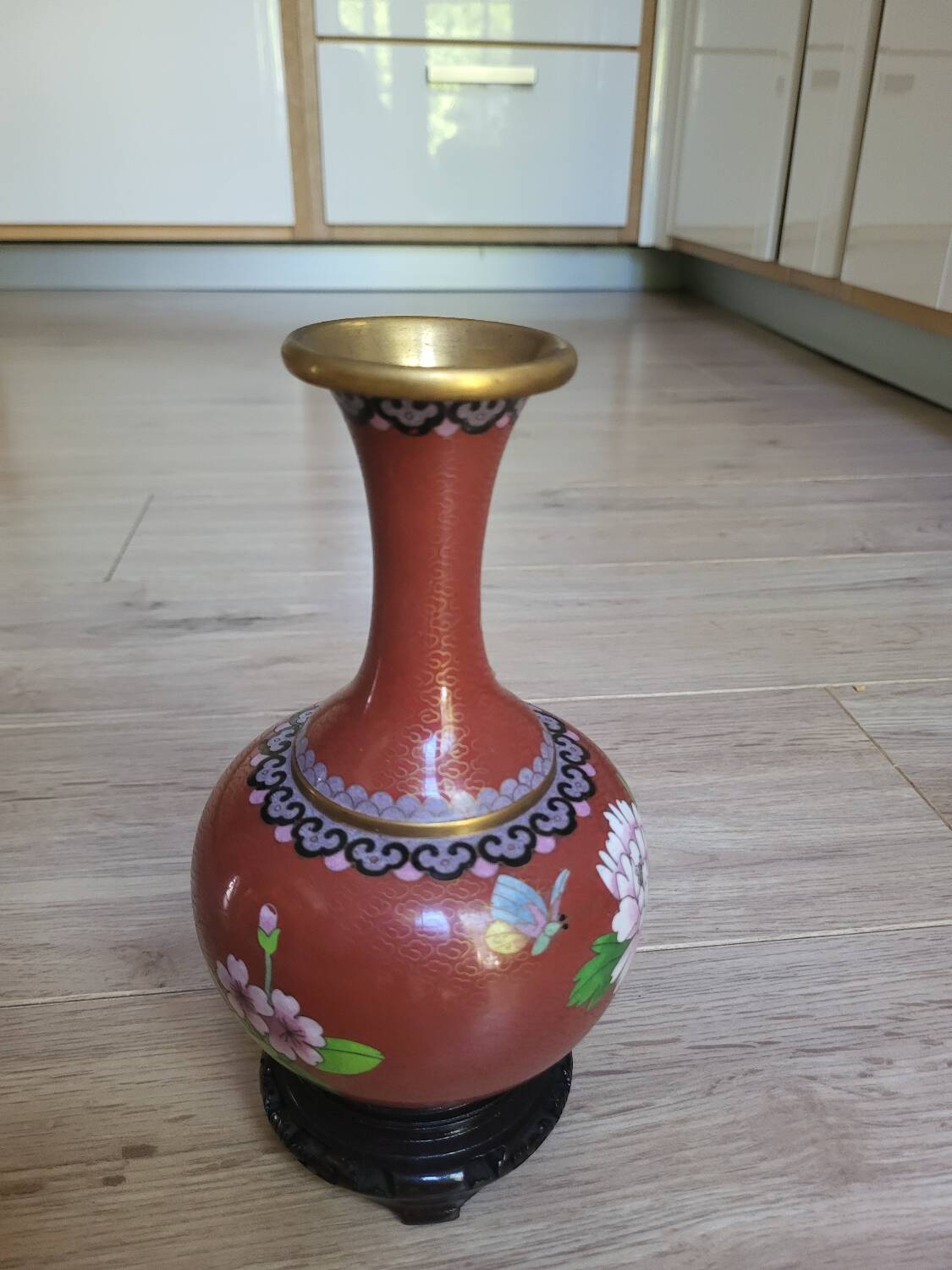 Chinese vase inclusions, brass with support