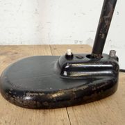 Lampe de table industrielle Bauhaus noire, années 1930