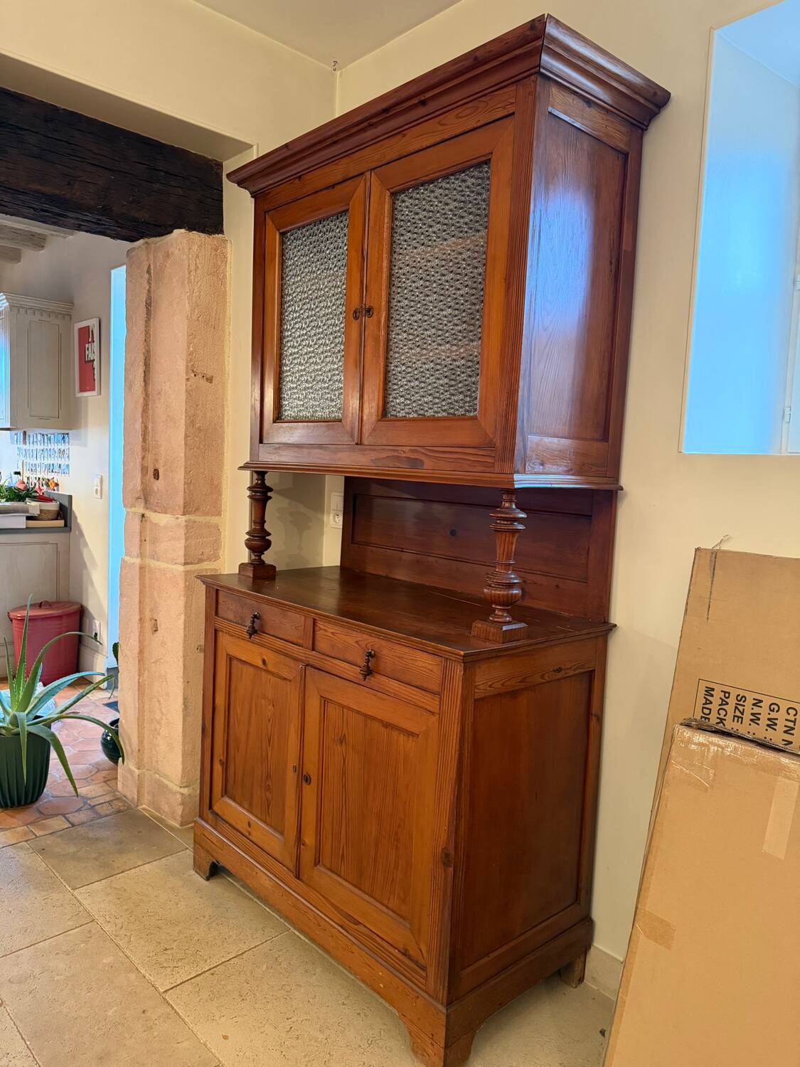 Solid pine dresser
