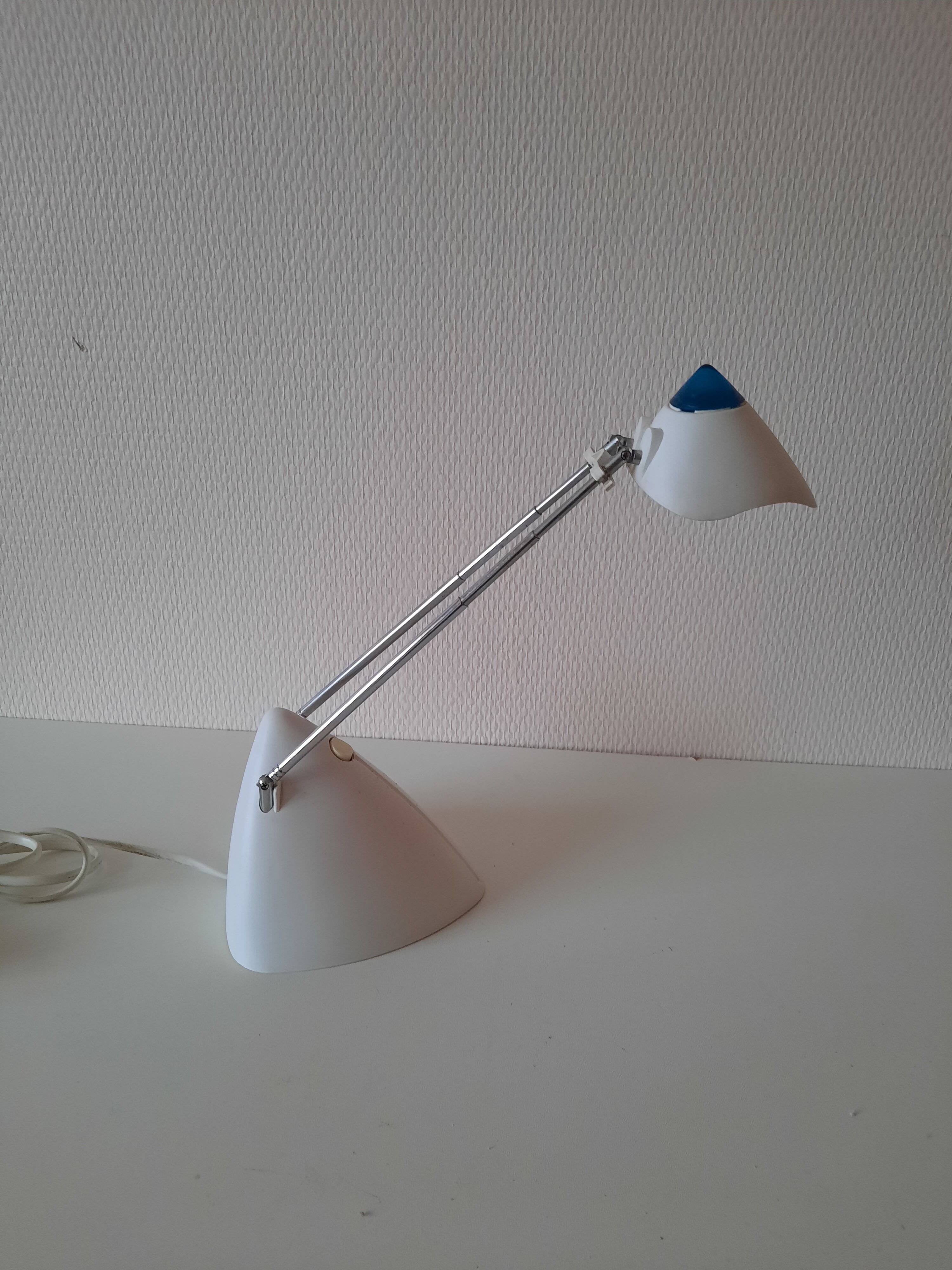 desk lamp model tooky 80s