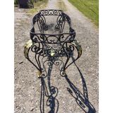 19th-century butcher's table made of wrought iron and twisted.