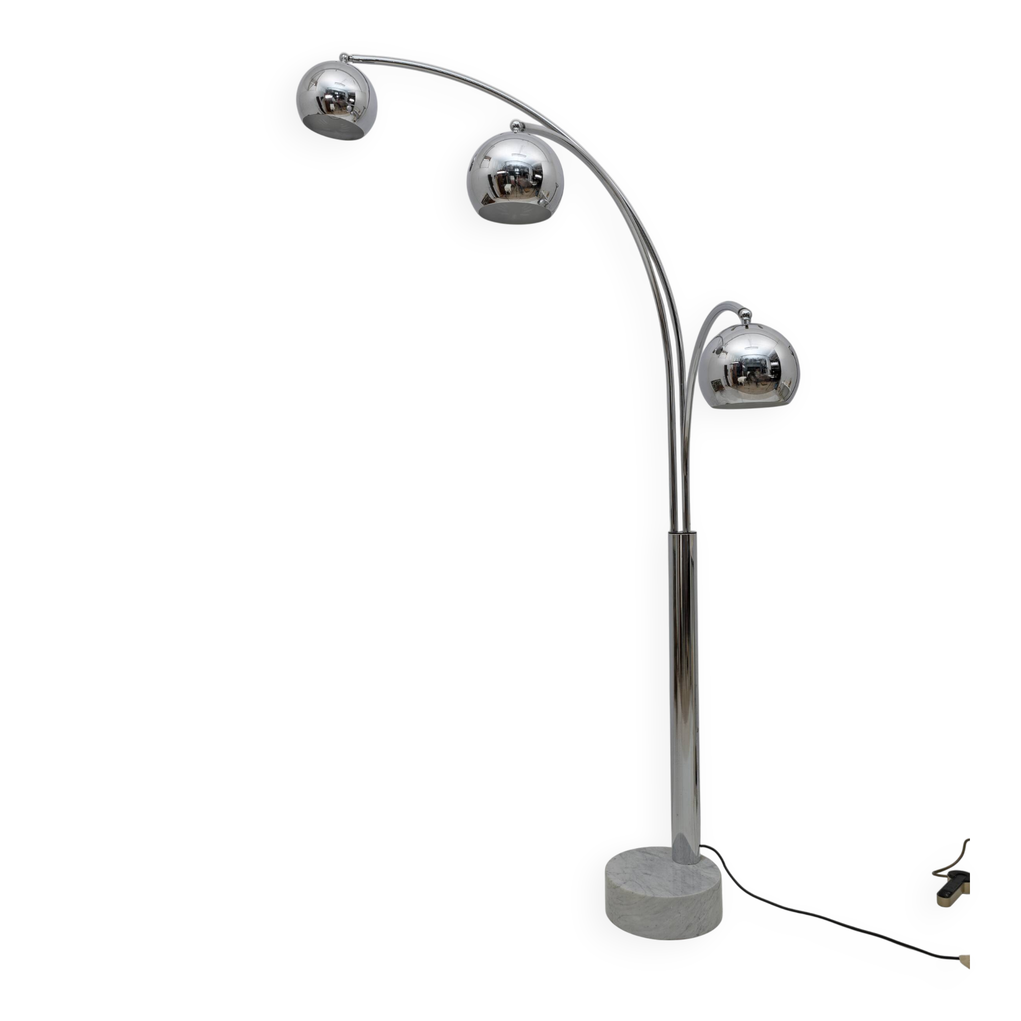 Lampadaire en métal chromé et marbre de style mid-century moderne Goffredo Reggiani, 60.