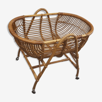 Vintage rattan cradle 60