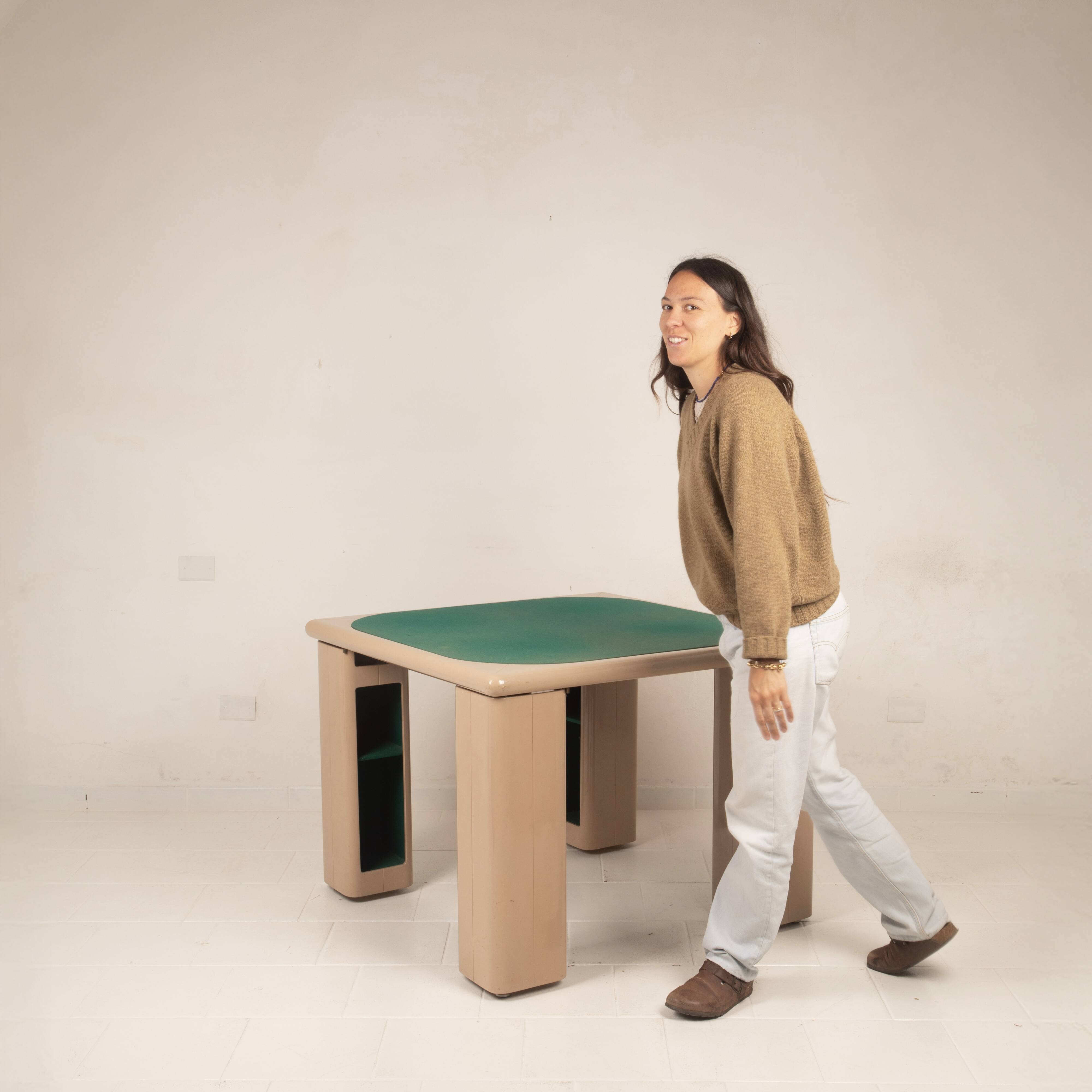 Pierluigi Molinari Lacquered Wood and Green Felt Game Table for Pozzi 1970