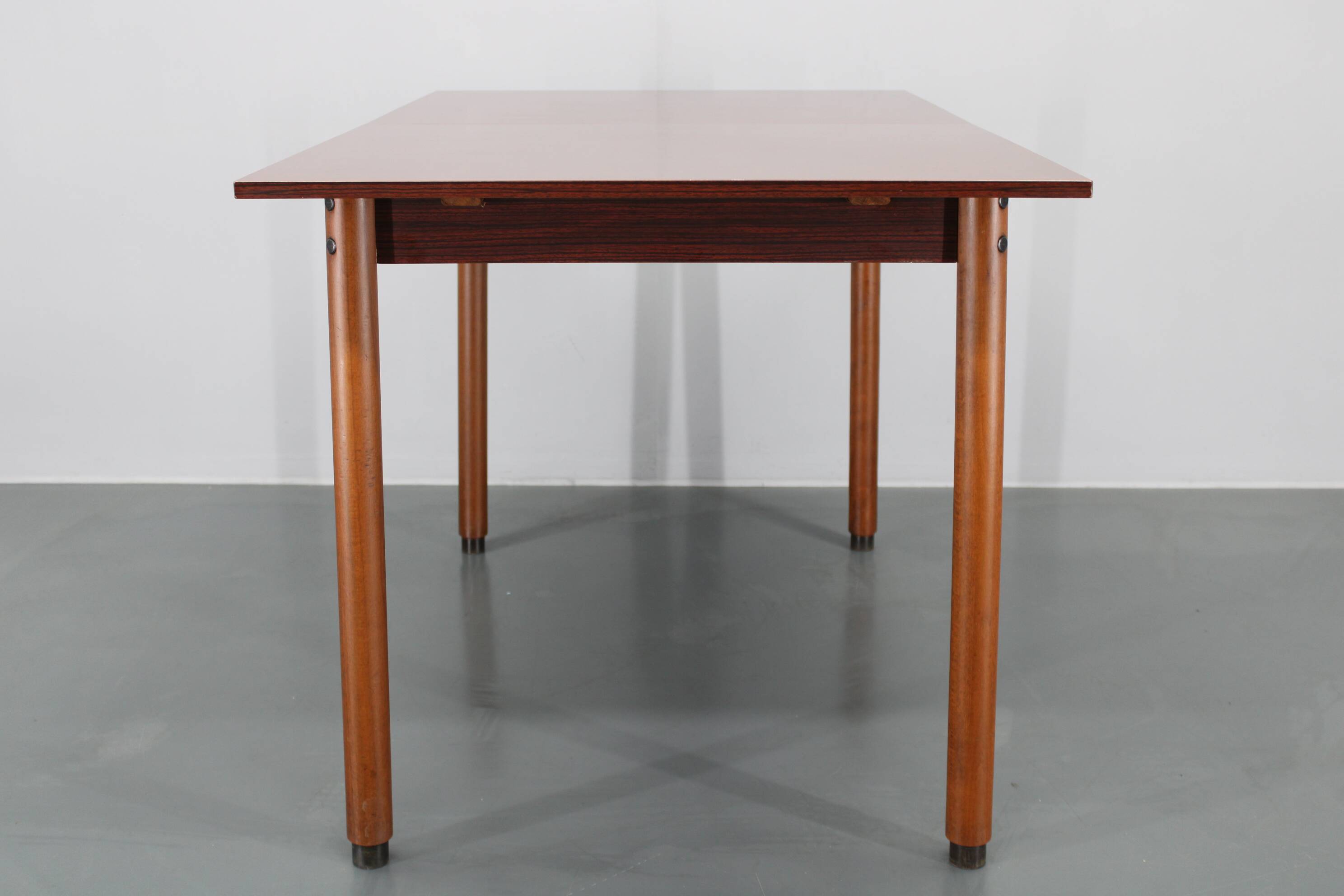 1970s Italian Extendable Dining Table