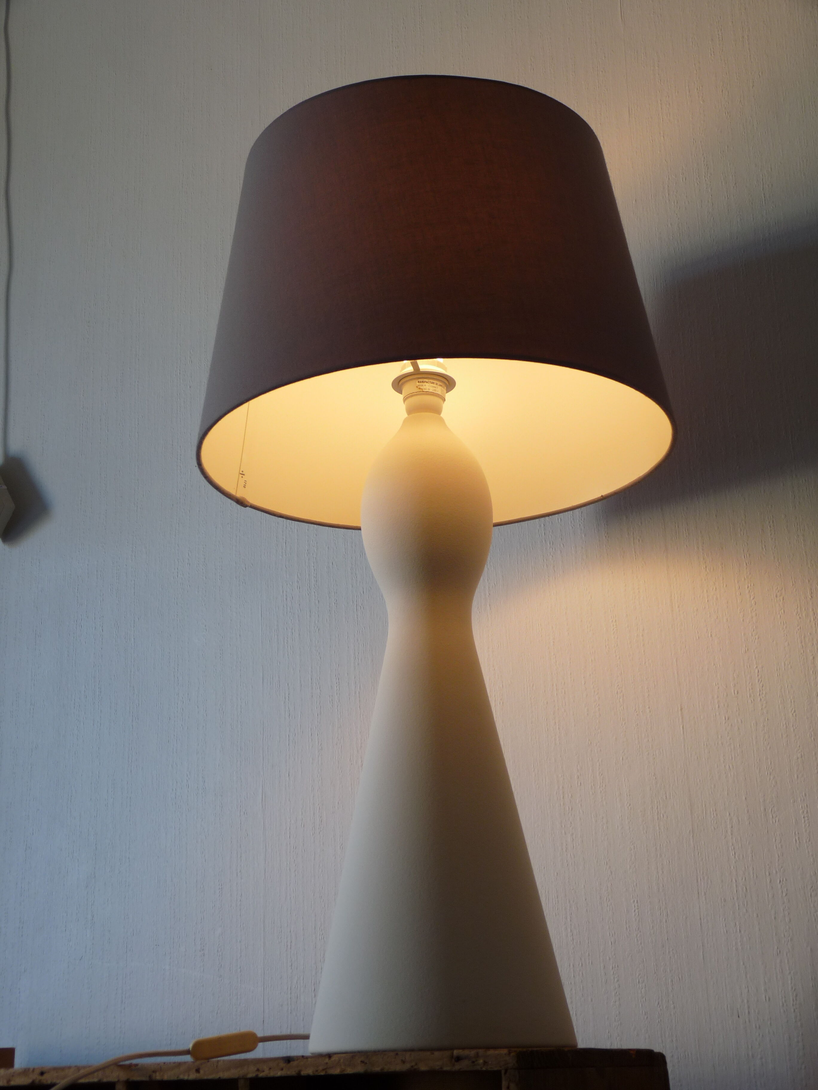 White ceramic table lamp - manufacture of Lunéville