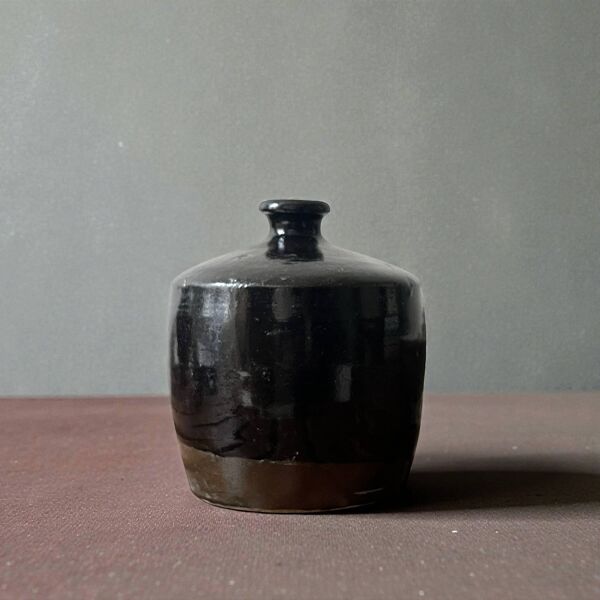 Vase en grès émail tenmoku noir wabi sabi,Chine du Sud XIXe /Déb.XXe siècle